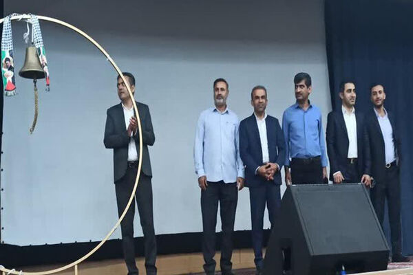 زنگ مقاومت در  دبیرستان غیر دولتی پسرانه پیشتازان (متوسطه اول) شهر جم