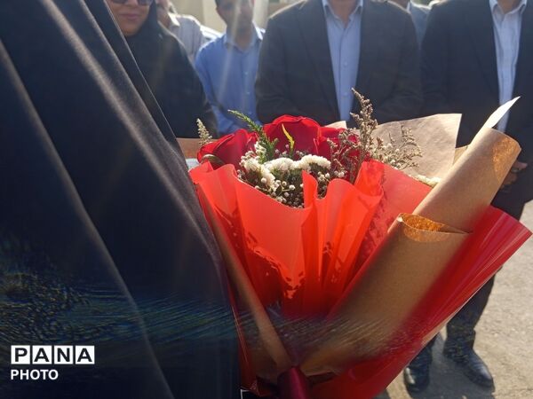 استقبال از مدیرکل آموزش و پرورش هرمزگان در حاجی‌آباد