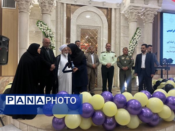 همایش هفته معلم شهرستان آبیک 