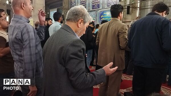 نماز عبادی سیاسی جمعه  همزمان با آغاز هفته بسیج دانش آموزی در مسجد جامع شهرستان نیشابورـ۲