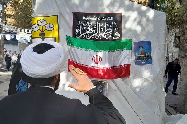 حضور پرشور دختران و پسران شهریار در روز استکبار ستیزی