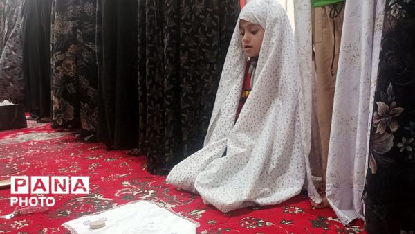 نماز جماعت به همراه افطاری در مسجد چهارده معصوم الغدیر 