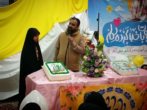 خلوتی در مسجد برای شنیدن صدای قلب و نزدیکی به پروردگار