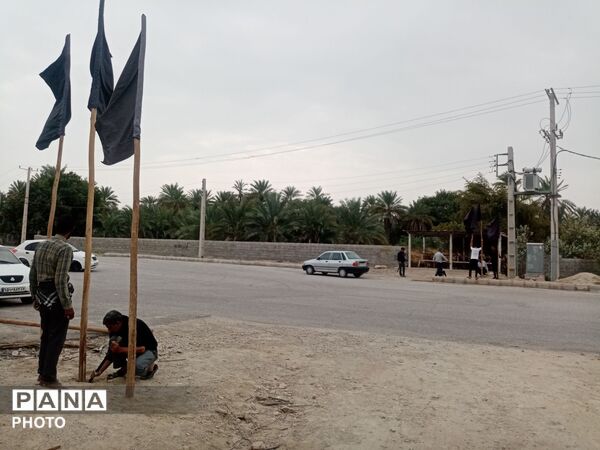 جوانان و مردم، پرچم عزا را در جای جای باغ شهر برافراشتند
