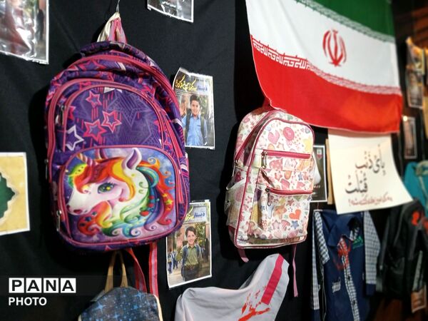 فرهنگیان و دانش آموزان گلستان همچنان پای میدان