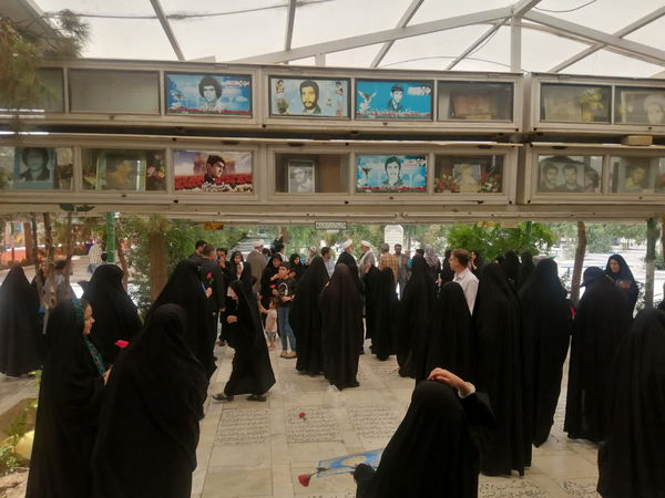 تجلیل از دانش‌آموزان برگزیده پویش «شهید من» در قم