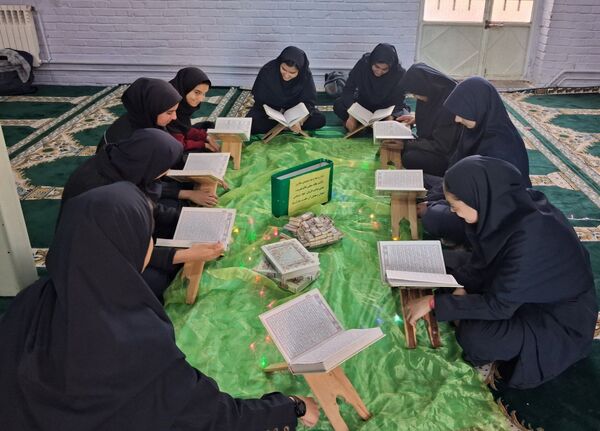 محفل انس با قرآن در نیمه‌شعبان