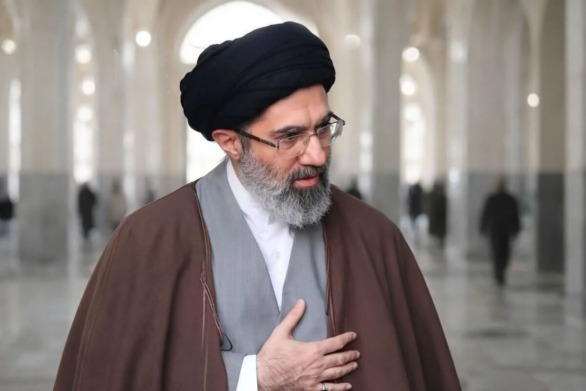 تأکید آیت‌الله نوری همدانی بر حمایت همه جانبه از مقام معظم رهبری 