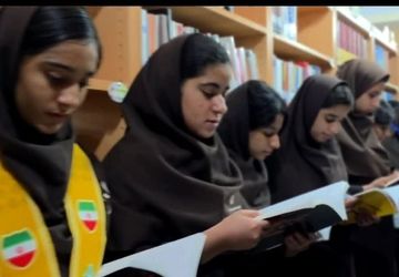 کتابخانه شهید بهشتی میزبان دانش‌آموزان حریری برازجان