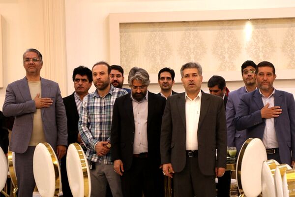 آیین بزرگداشت روز معلم ویژه معلمان و فرهنگیان ناحیه۲ بهارستان