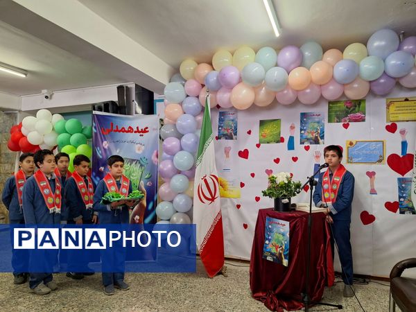  جشن نیکوکاری در دبستان شاهد استاد شهریار