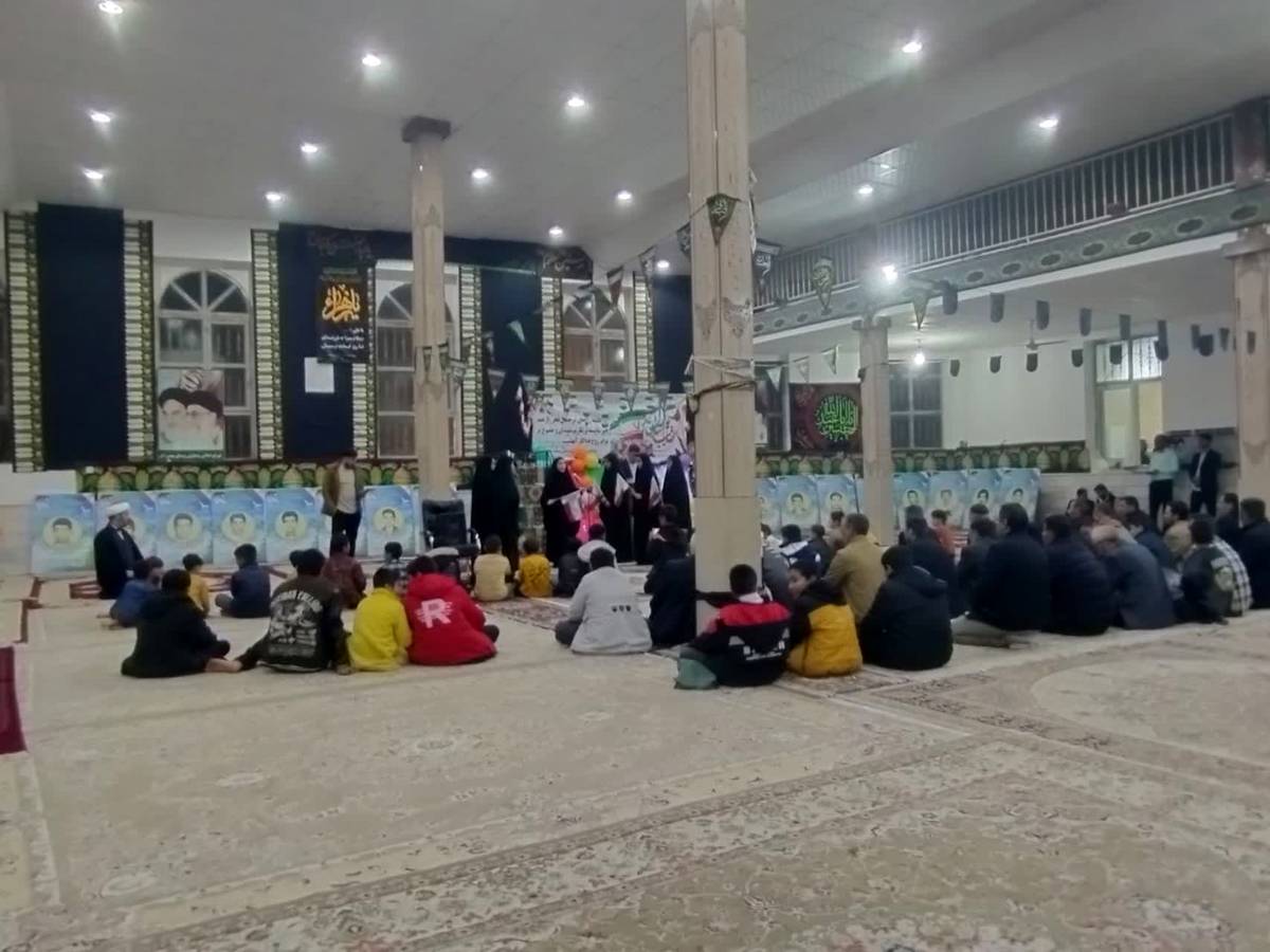 جشن سالروز پیروزی انقلاب اسلامی در  حسینیه روستای مهدی آباد خلیل آباد 