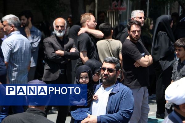 وداع با پیکر مطهر شهید حسین امیرعبدالهیان در شهرستان ری