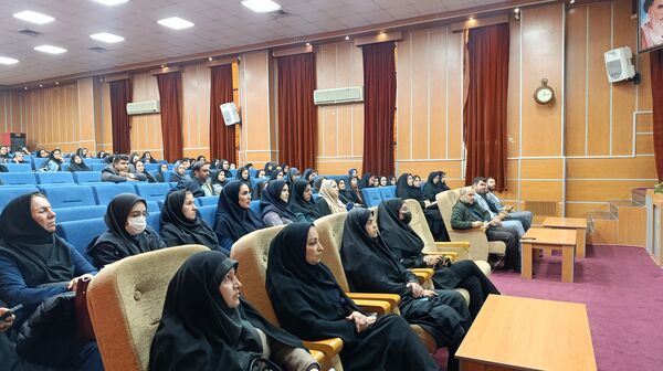 برگزاری طرح یاریگران زندگی در کانون ملائک شهرستان قرچک 