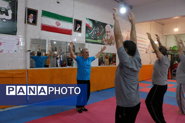 بزرگداشت پنجمین سالگرد سردار شهید سلیمانی در باشگاه ورزشی ذوالفقار قم