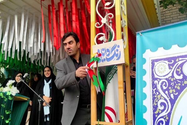 زنگ دانایی در دبیرستان شاهد صدیقه طاهره(س) اسلامشهر به‌صدا درآمد