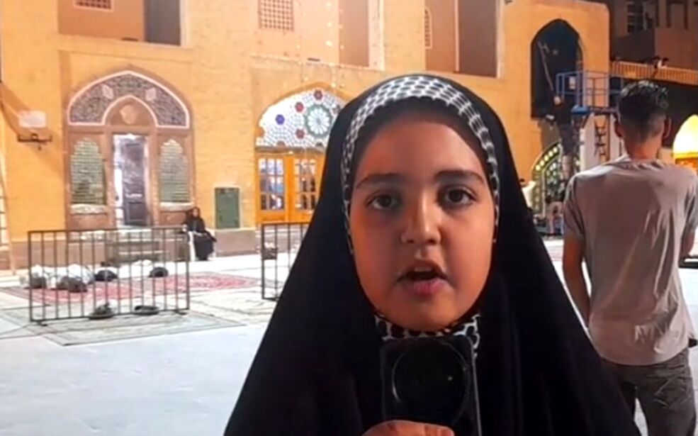 بوی پیراهن خونین کسی می‌آید