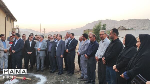 افتتاح سالن ورزشی مصنوعی و زمین ساحلی در شهرستان معمولان