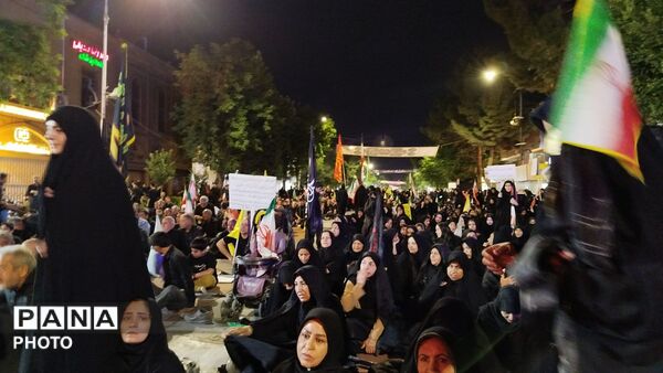 ششمین شب از مراسم عزاداری امام حسین در حسینیه امام خمینی(ره) 