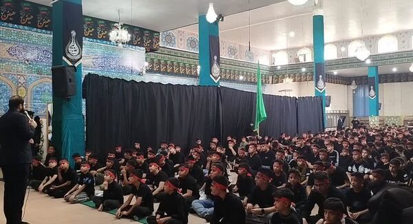اجتماع بزرگ احلی من العسل در شهرستان برخوار