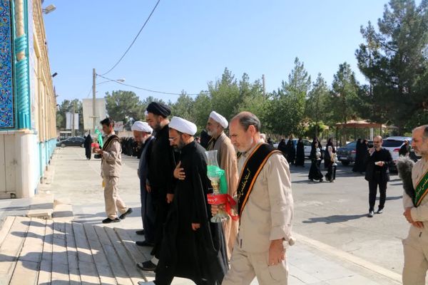 پیاده‌روی نمادین به‌مناسبت شهادت امام رضا (ع) در صفادشت