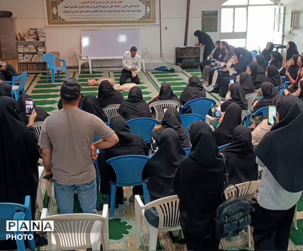 دوره مقدماتی همیاران اورژانس در دانشگاه پیام نور 
