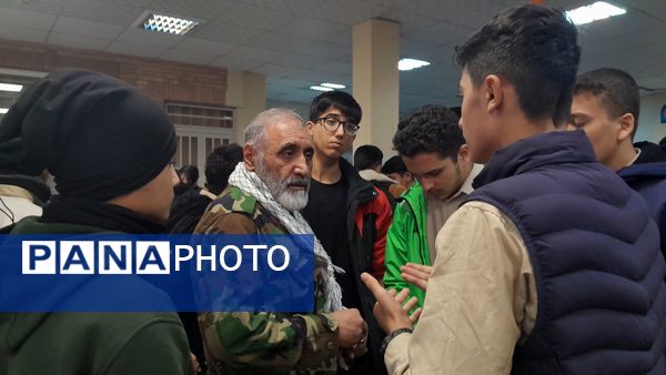 برگزاری جلسه درس آمادگی دفاعی نهم در مدرسه ابوریحان بیرونی شیفت صبح نیشابور