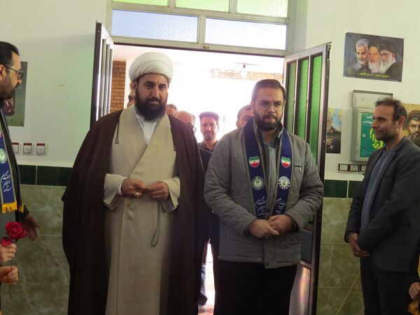 بازدید قائم مقام سازمان دانش‌آموزی از دانش‌آموزان پیشتاز معتکف بام و صفی‌آباد