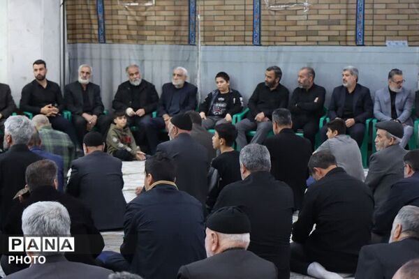 گرامیداشت اربعین رهبر شهید انقلاب و شهدای جنگ رمضان در نماز جمعه باقرشهر و کهریزک 