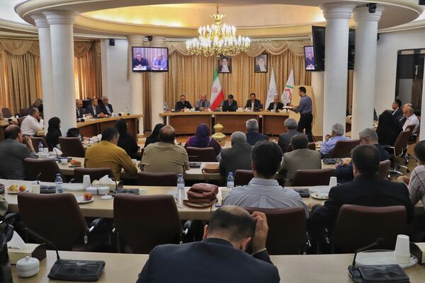 آیین رونمایی از پوستر گرامیداشت روز ملی صنعت و معدن