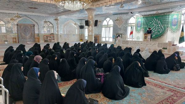 چهل‌ و سومین مسابقات قرآن دانش‌‌آموزان دختر شرق اصفهان به میزبانی نائین 