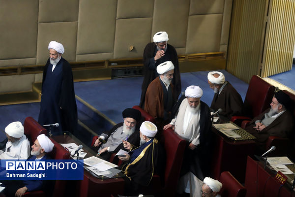 دومین اجلاسیه مجلس خبرگان رهبری در دوره ششم