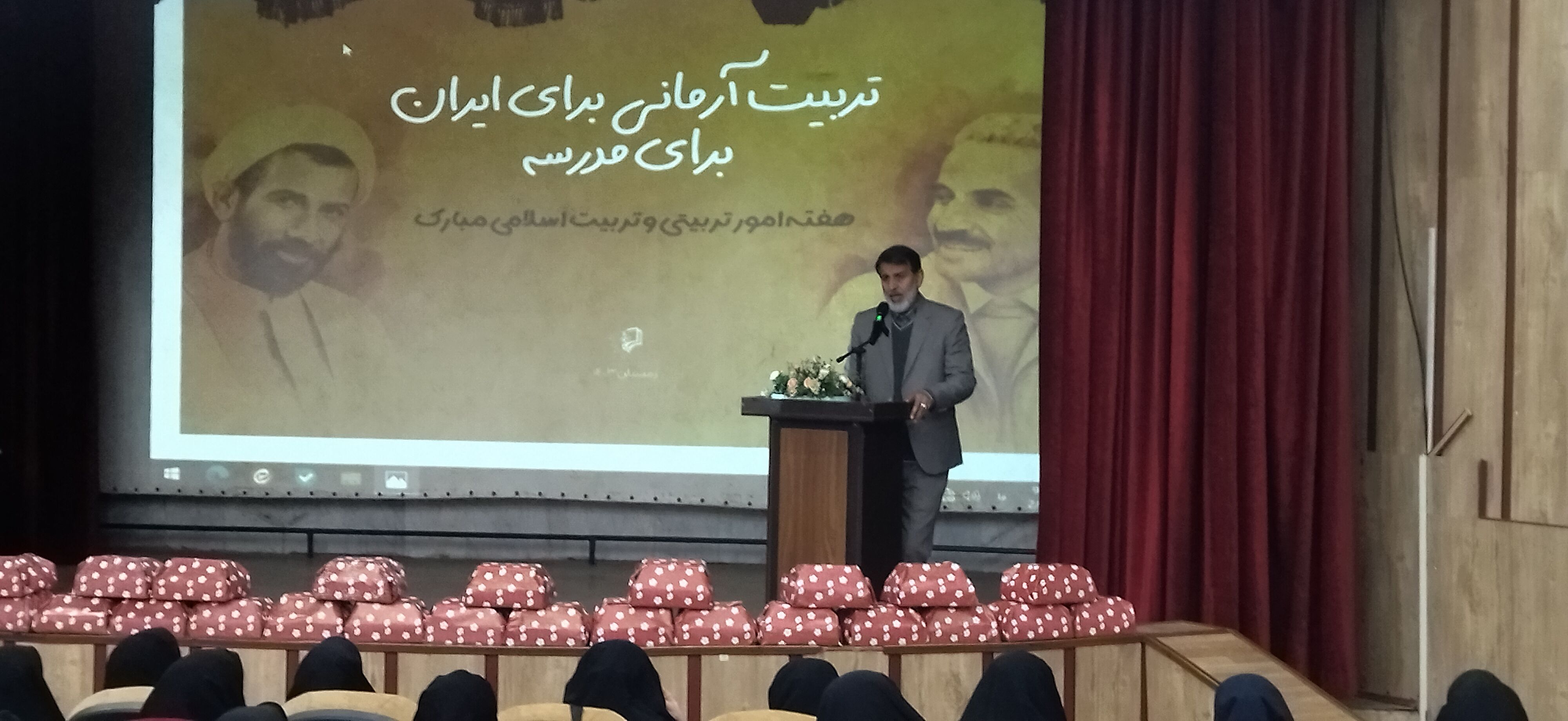 نقش مربیان و معلمین در تاریخ اسلام مشهود است