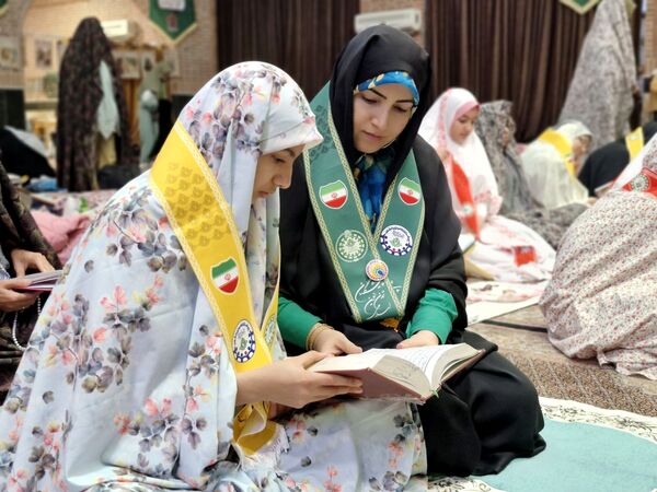 دختران، مهمانان عاشقانه اعتکاف