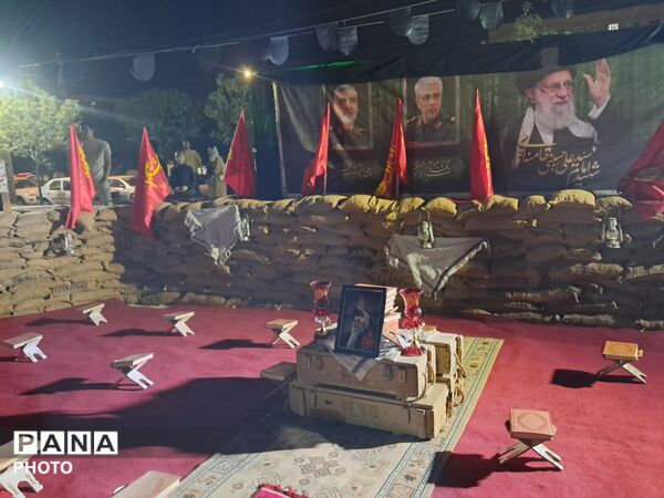 هیات بنات الحیدر بانوان کرج ، پرچم‌دار سوگِ محرم