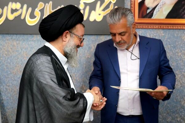 استادان دانشگاه، اقتدار ملی را معماری می‌کنند