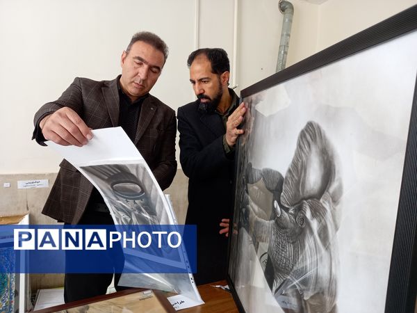داوری آثار هنری مسابقات فرهنگی هنری آموزش و پرورش ناحیه ۳ 