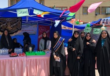 نمایشگاه «غدیر تا ظهور» در دبیرستان شاهد ندای فاطمه(س) ناحیه دو شهرری