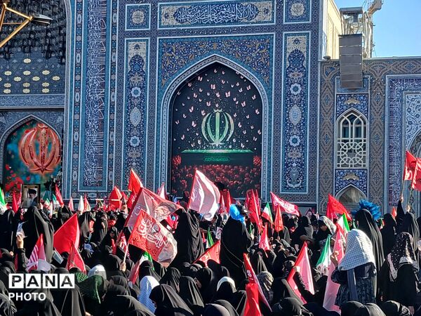 حماسه وفاداری در مشهد؛ حضور میلیونی مردم در بدرقه مقام معظم رهبری