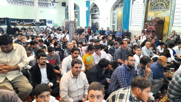 محفل قرآنی مردم مرند در سوگ امام راحل و شهدای خدمت 