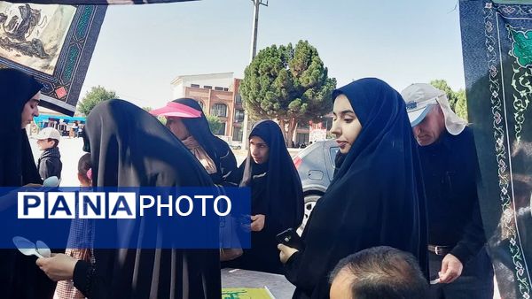 خدمت‌رسانی موکب سازمان دانش‌آموزی کهگیلویه و بویراحمد در پیاده‌روی جاماندگان اربعین