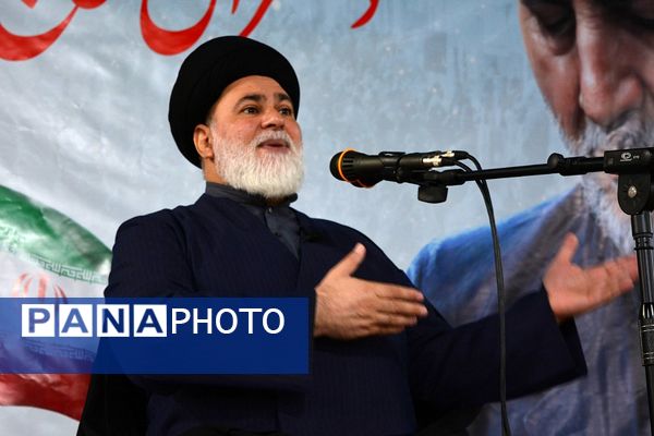 همایش دانش‌آموزی دختران حاج‌قاسم در بهارستان‌2