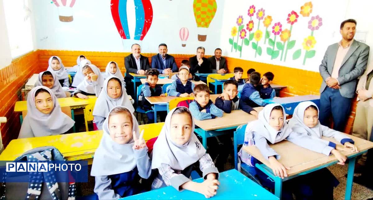 بازدید نماینده مجلس شورای اسلامی و عضو کمیسیون آموزش مجلس از مدارس بخش زاوین کلات