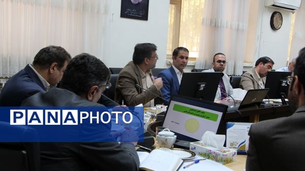 نشست‌هم‌اندیشی مدیران آموزش و پرورش خراسان‌جنوبی 