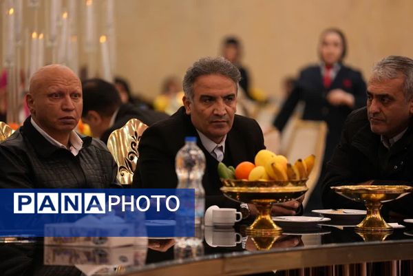 آیین تجلیل از قهرمانان ورزشی و علمی کمالشهر کرج