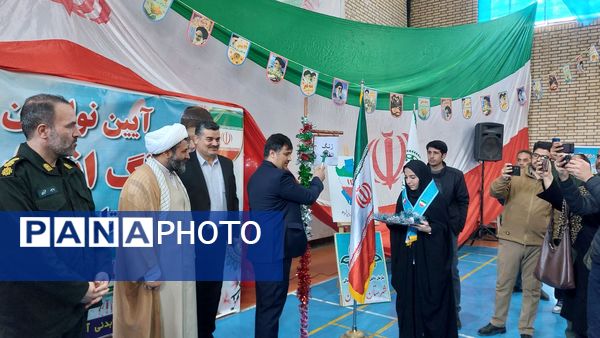 همایش «یاوران انقلاب» و «پیشتازان مقاومت» و آیین نواختن زنگ انقلاب در شیروان برگزار شد
