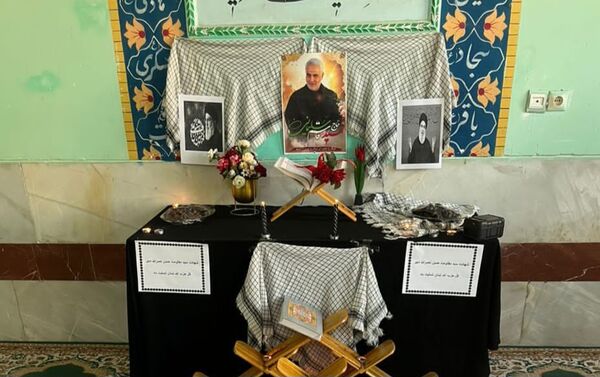 مراسم شهادت سیدحسن‌نصرالله در دبیرستان عشایری سیرجان 