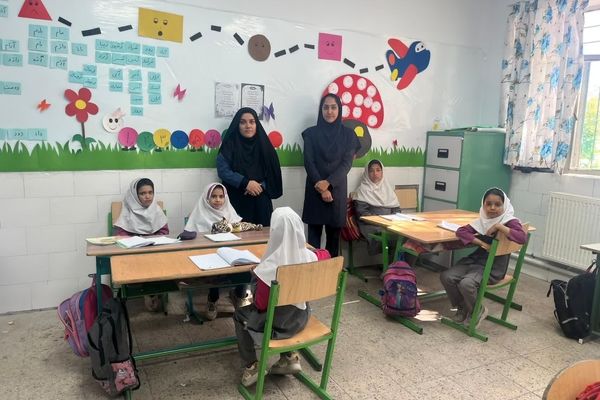 بازدید سرگروه‌های آموزشی از مدارس خاتم 