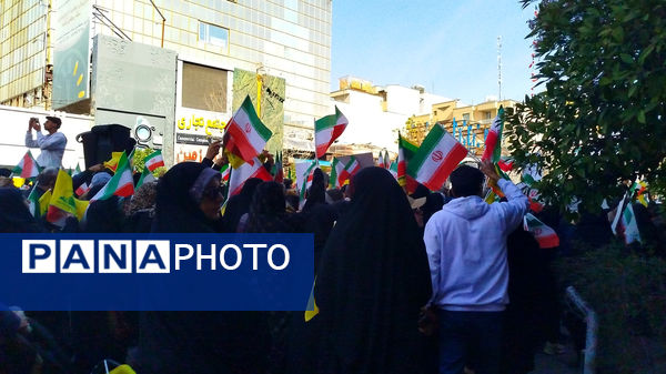  حضور پرشور مردم شیراز در چهل و هفتمین سالگرد پیروزی انقلاب اسلامی ایران 