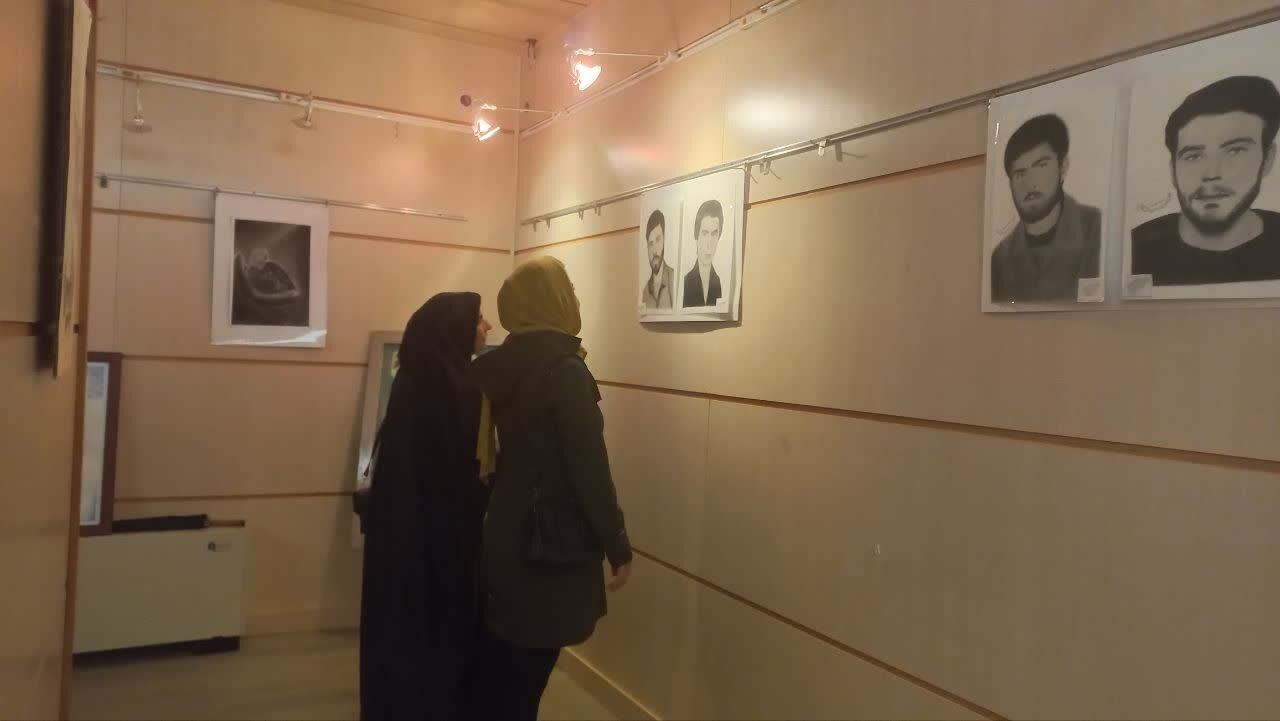 از عشق کودکی تا نمایشگاه‌های حرفه‌ای